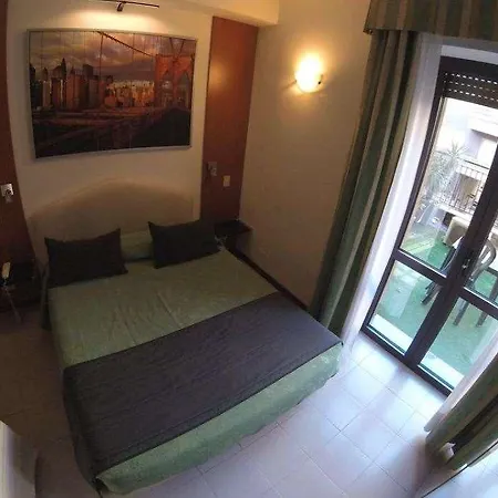 Hotell Perugino 3*