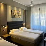 佩鲁吉诺酒店 3*