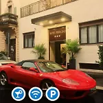 佩鲁吉诺酒店 3*